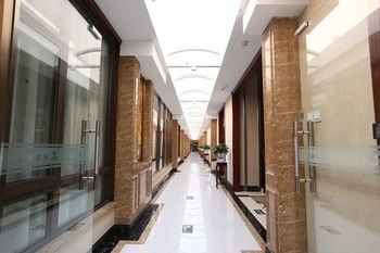 Nanhai Long Gong Conference Services Hotel